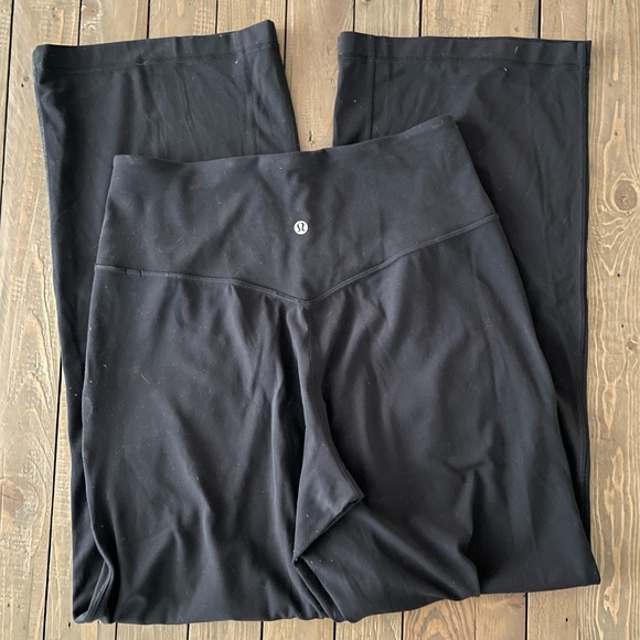 Lululemon Wide-Leg Pant - Picture 2 of 5